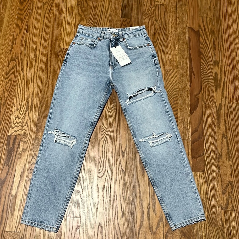 Zara Classic Mom Fit Jeans size 4 NWT